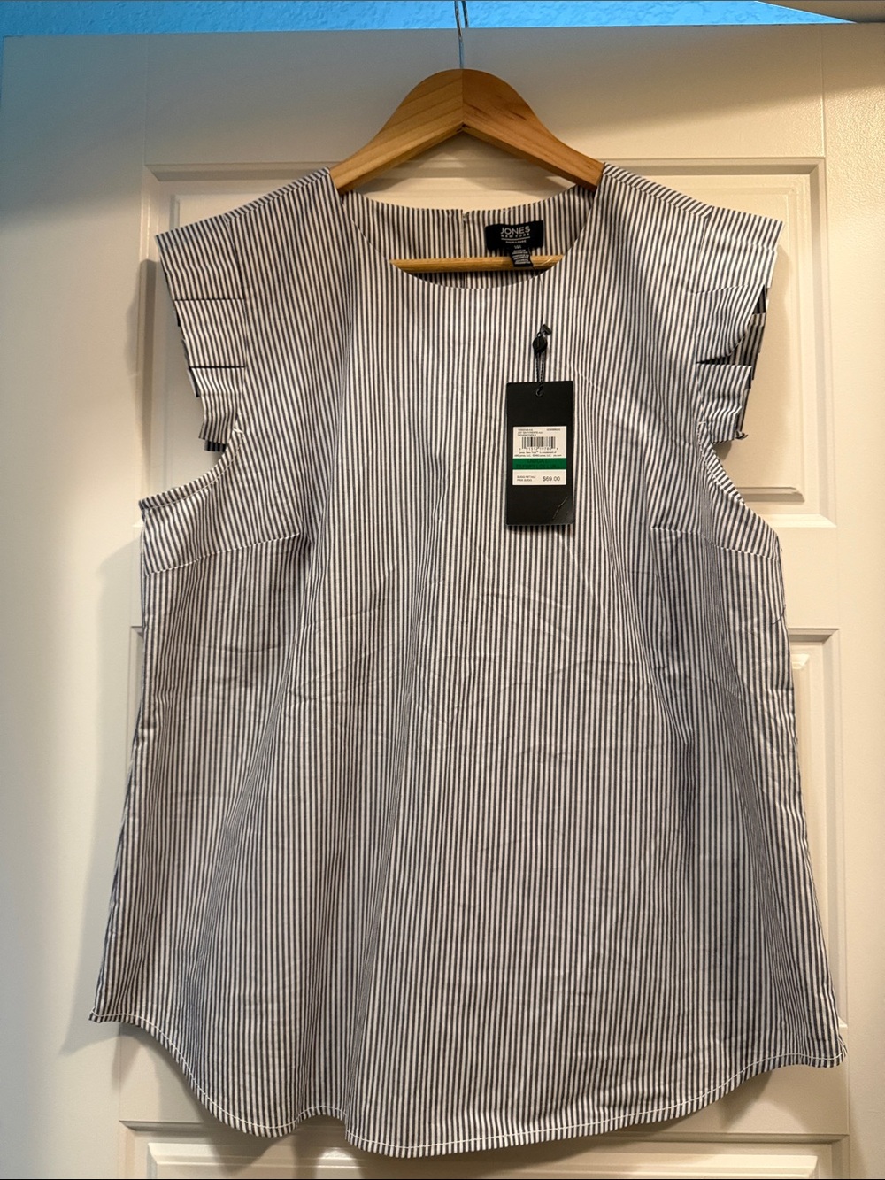 Blue & White Vertical Stripe Sleeveless Tunic Top